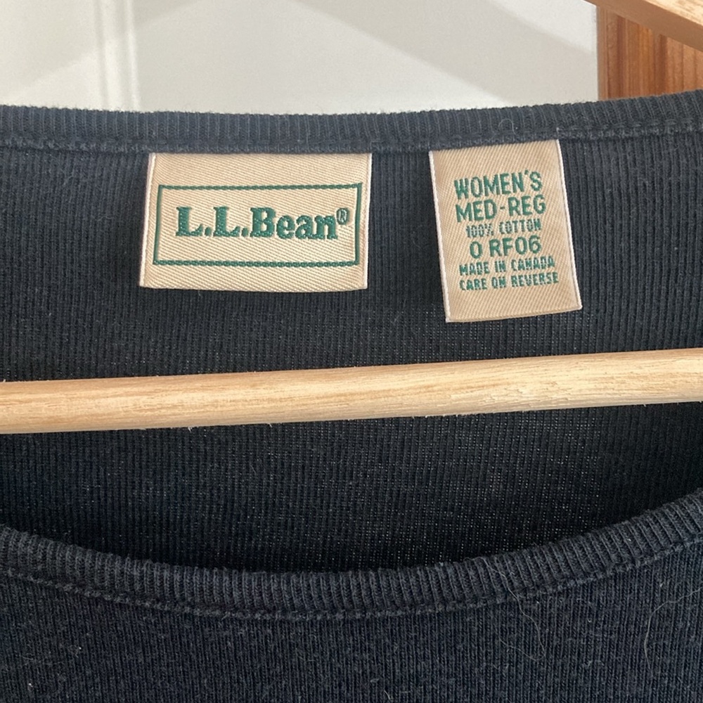 L.L. Bean black long sleeve - Picture 6 of 7